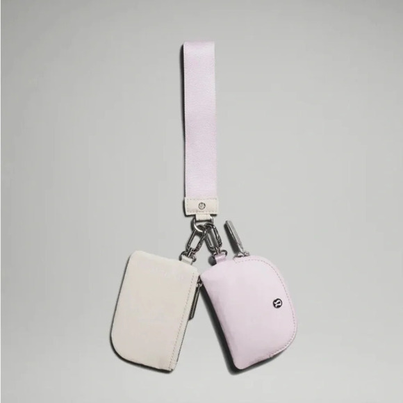 60-61🆕 Lululemon Dual Pouch Wristlet - White Opal / Meadowsweet Pink - Picture 5 of 5
